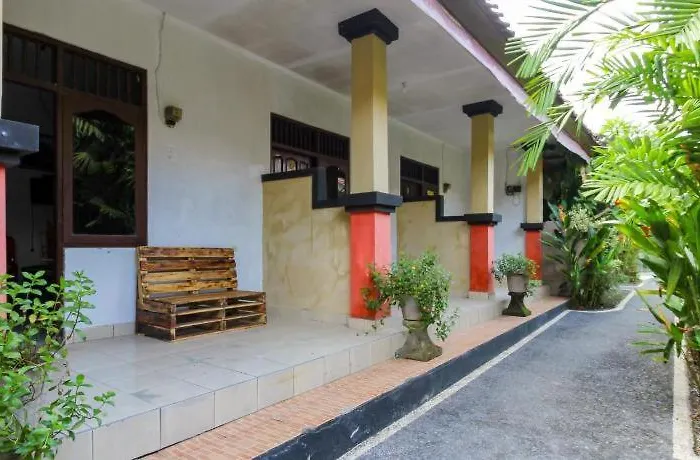 Oyo 90547 Saren Anyar Hotel